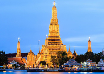 Ват Арун в Бангкоке на закате – фотографии Таиланда
