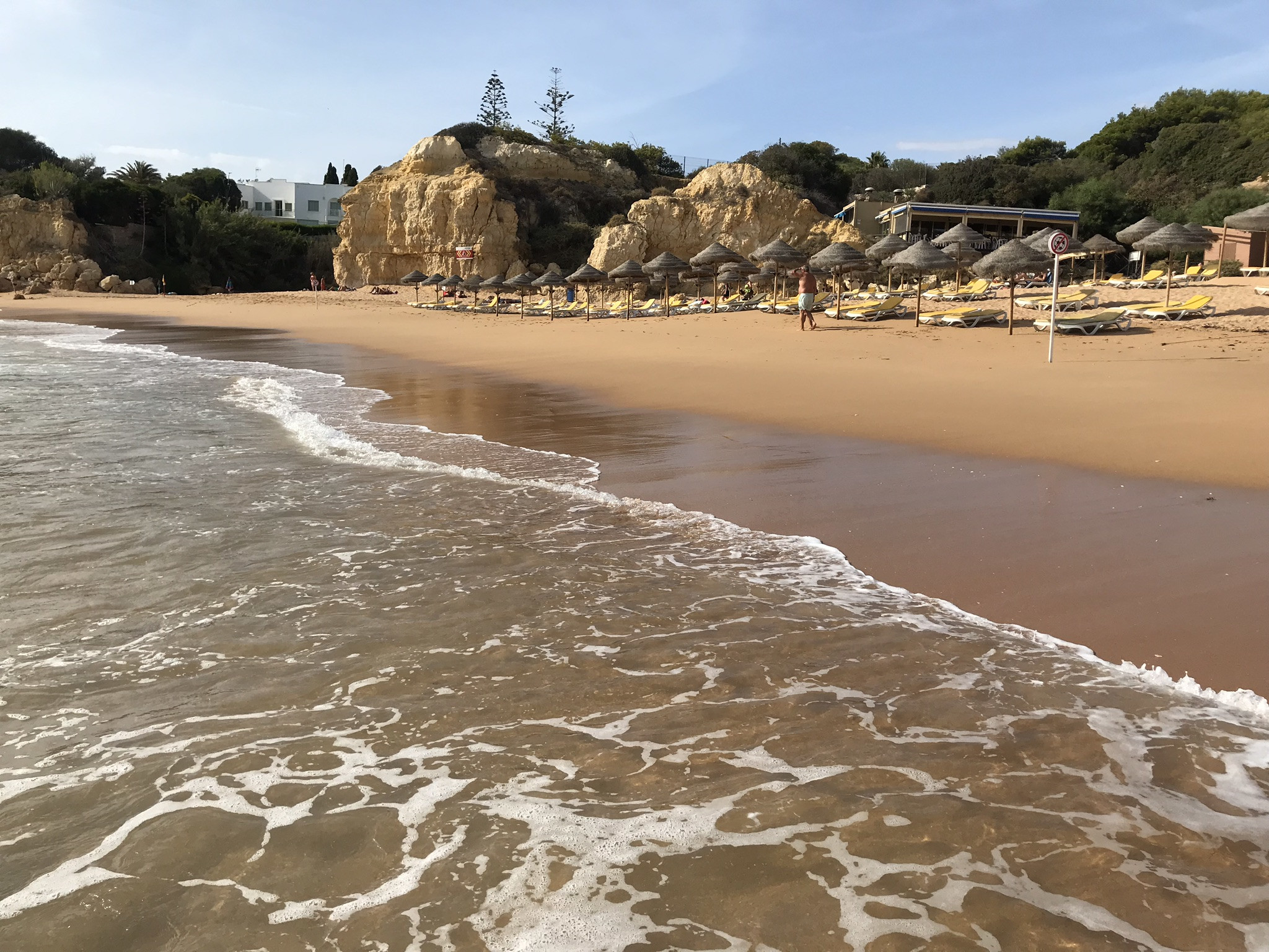 Пляж Кастело (Praia do Castelo), район Албуфейры – фотографии Португалии