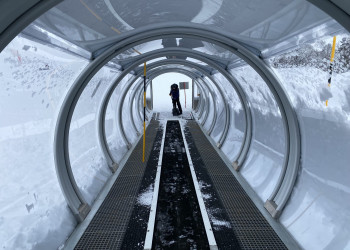 Подъемник-траволатор Пегас на Южном склоне Роза Хутор – фотографии России