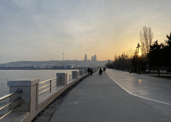 Прогулка по набережной Баку – фотографии Азербайджана