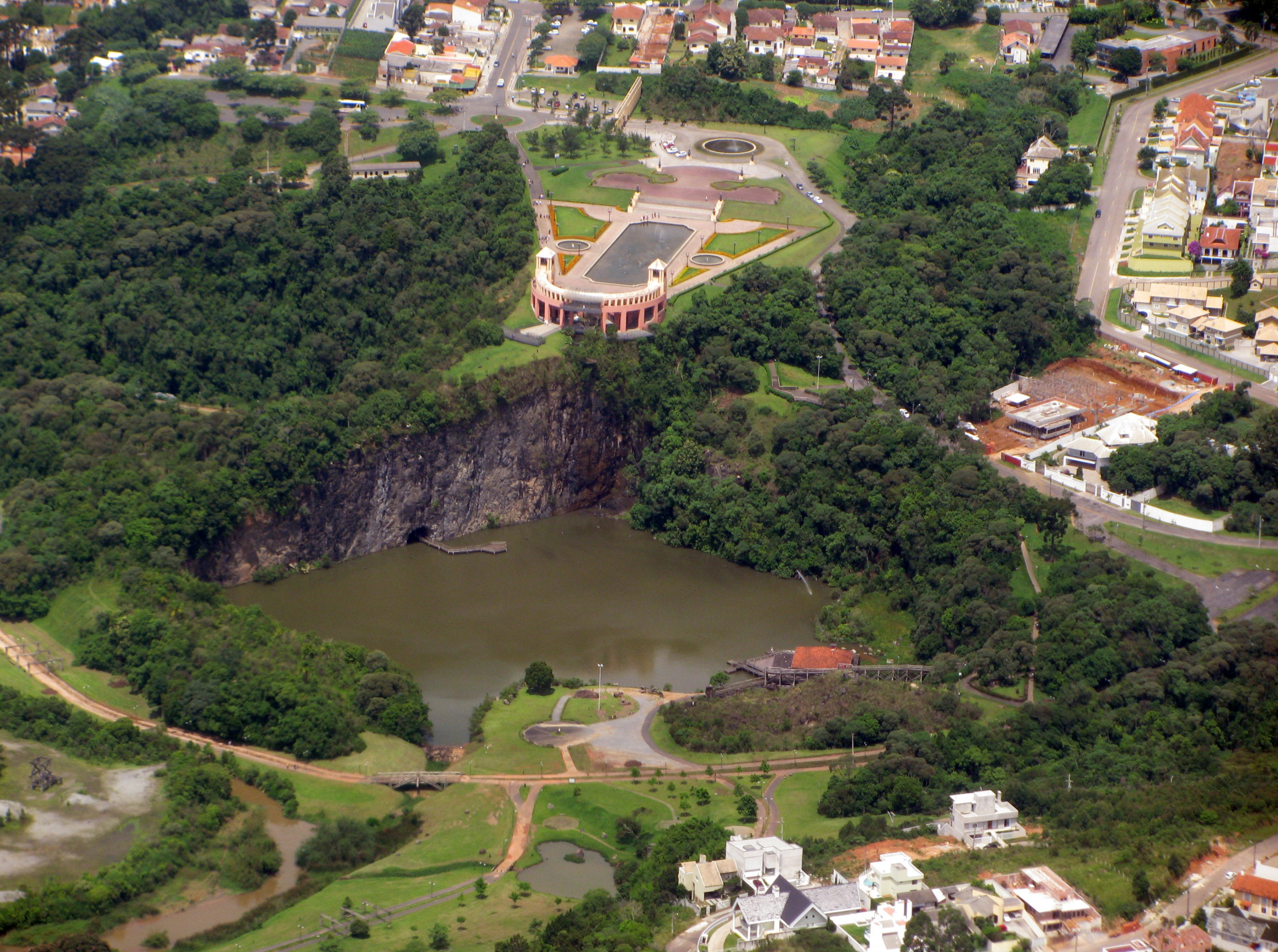 Парк Тангуа (Tangua Park) в Куритибе – фотографии Бразилии