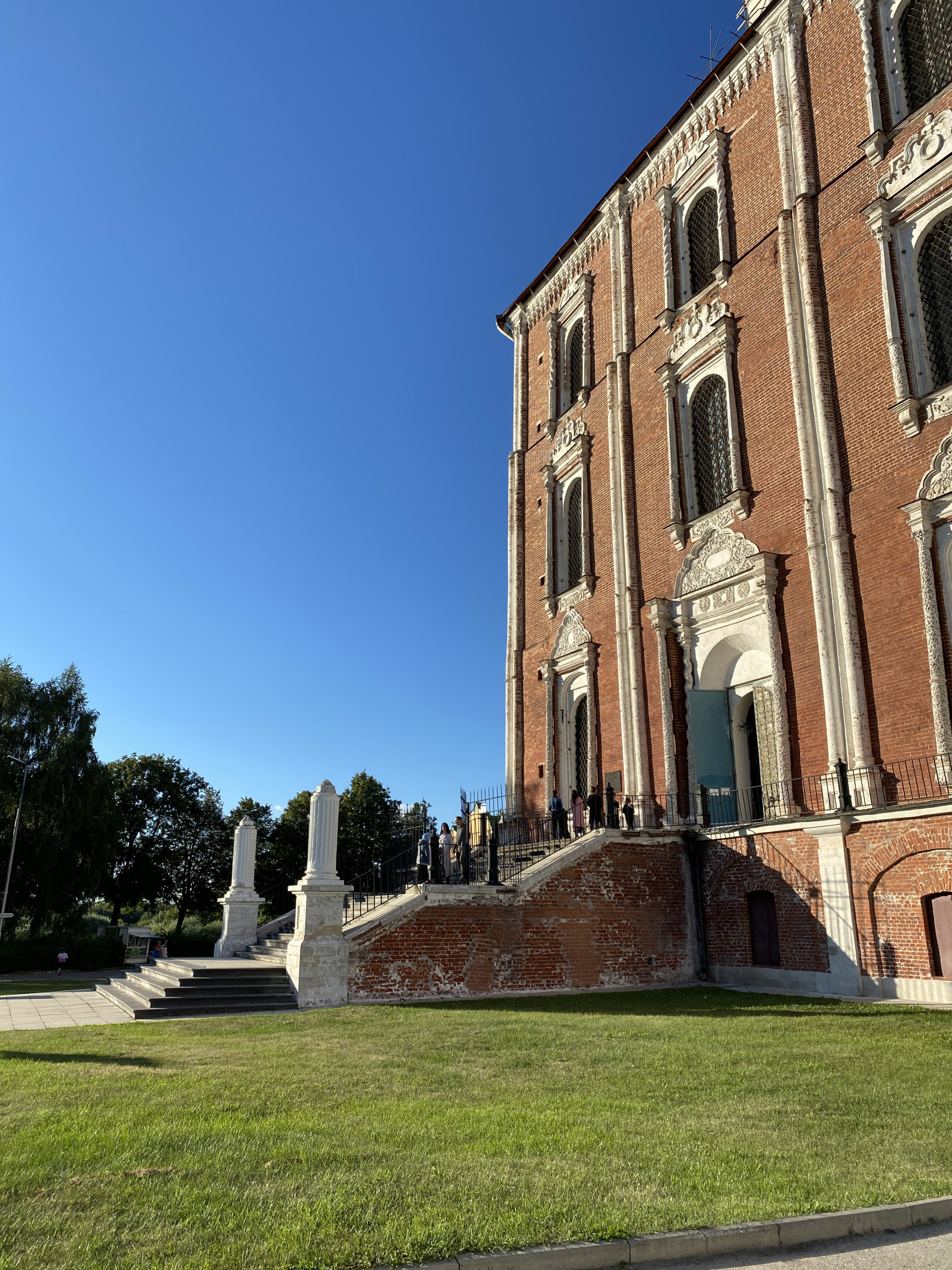 Успенский собор в старой Рязани – фотографии России