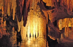 Уникальный сталактитовый орган в Вирджинии, США – фотографии США