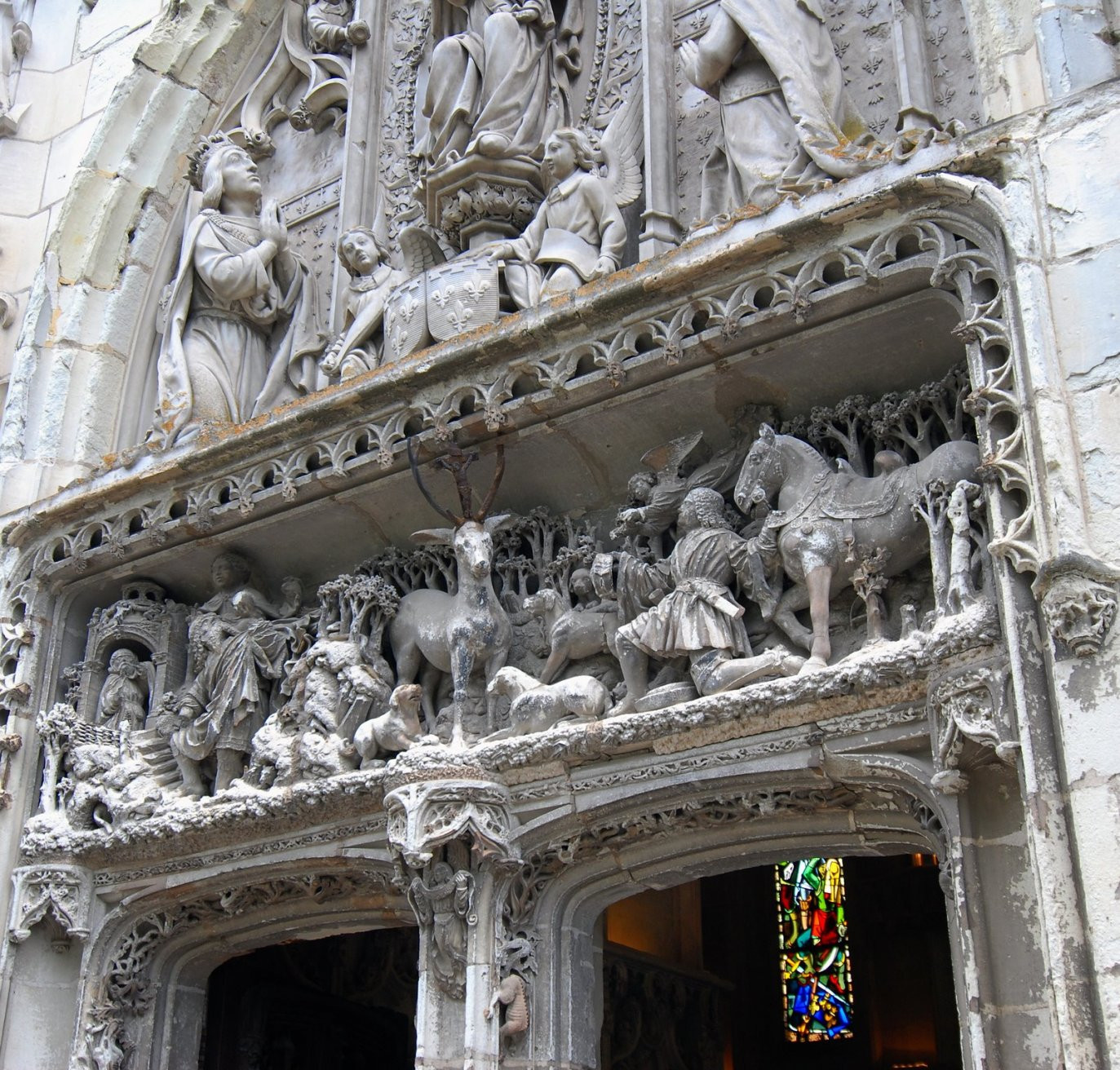 Королевский замок Амбуаз (Chateau d'Amboise) – фотографии Франции