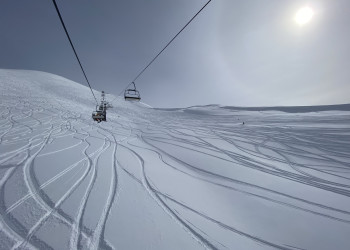 Канатная дорога Крокус на пик Каменный столб, Южный склон Розы Хутор – фотографии России