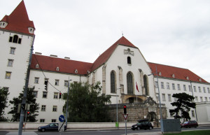 Замок Винер-Нойштадт (Burg in Wiener Neustadt) – фотографии Австрии