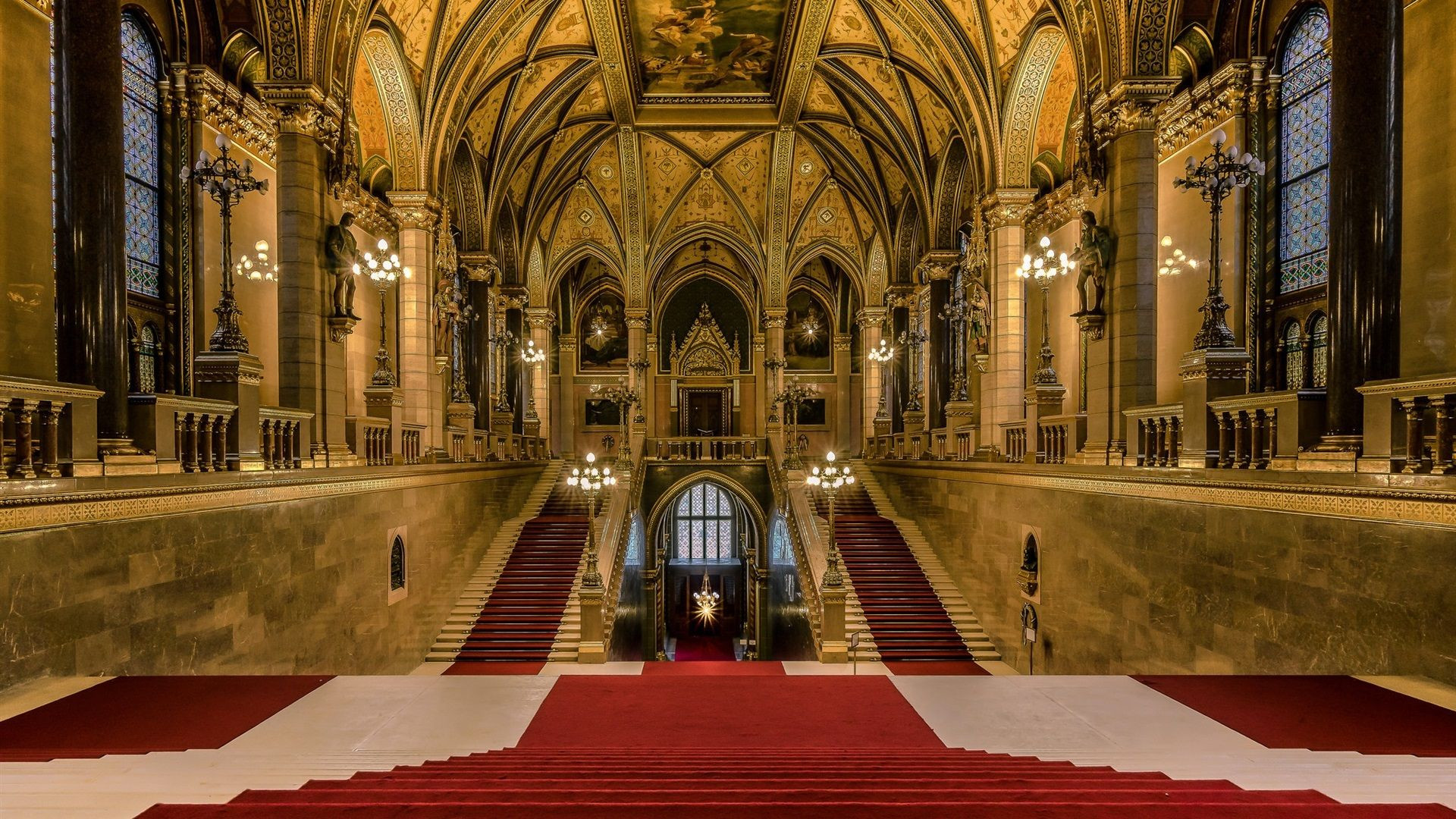 Венгерский парламент 3 – фотографии Венгрии