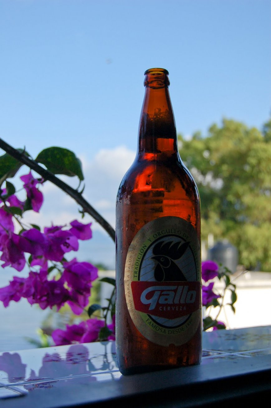 Местное пиво – фотографии Гватемалы