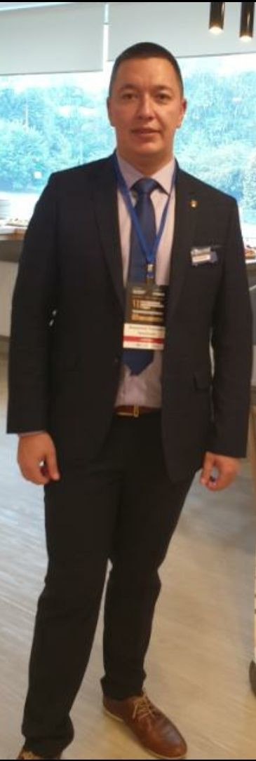 Красавчик – фотографии