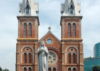 Собор Нотр-Дам в городе Хошимин – фотографии Вьетнама