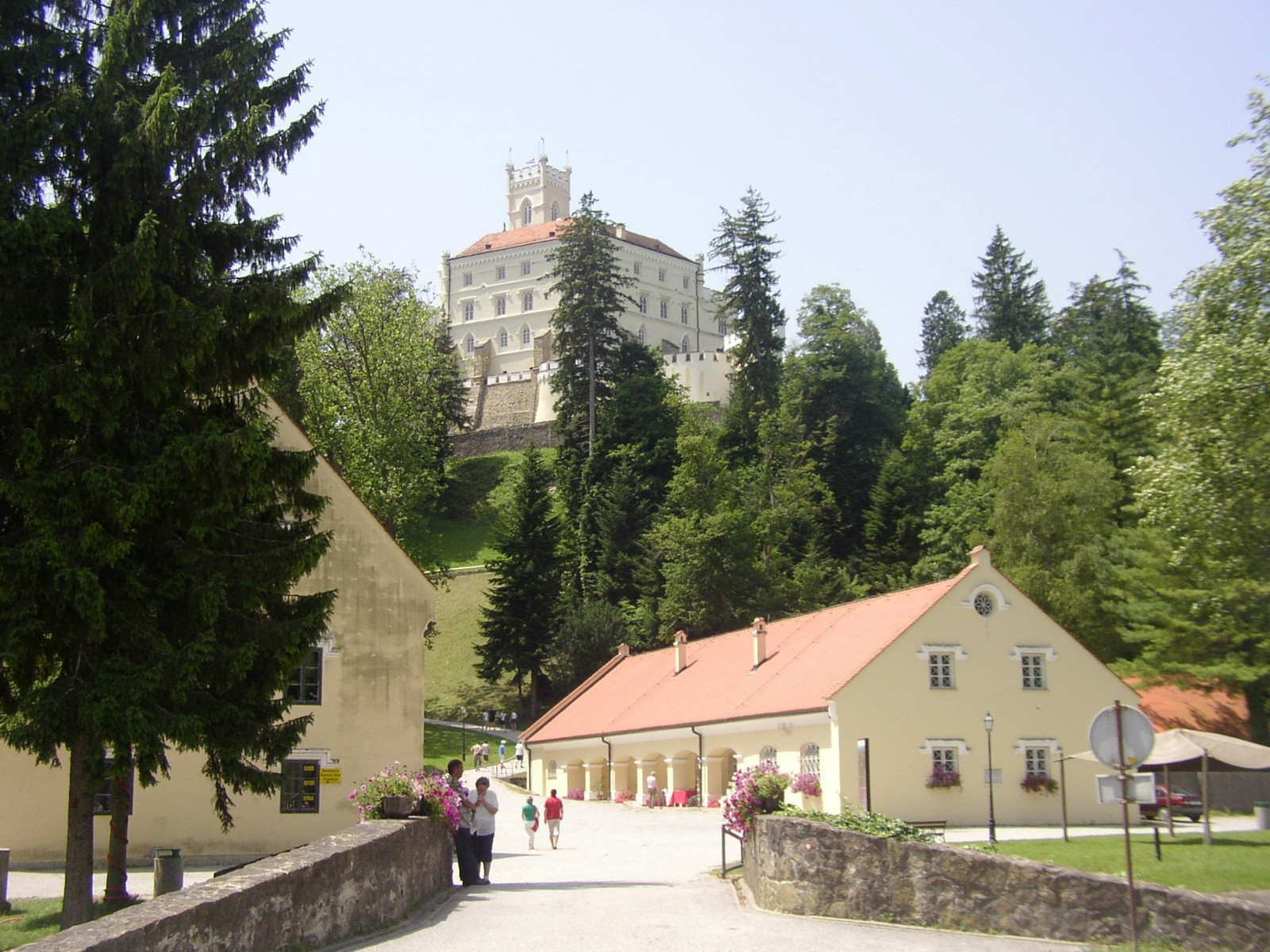 Замок Тракошчан (Trakošćan). Находится в 40 км от Вараждина – фотографии Хорватии
