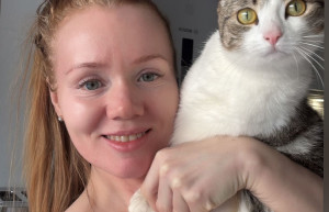Наташа с кошкой – фотографии России
