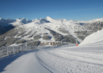 Крутая горнолыжная трасса. Качберг. Австрия. – фотографии Австрии