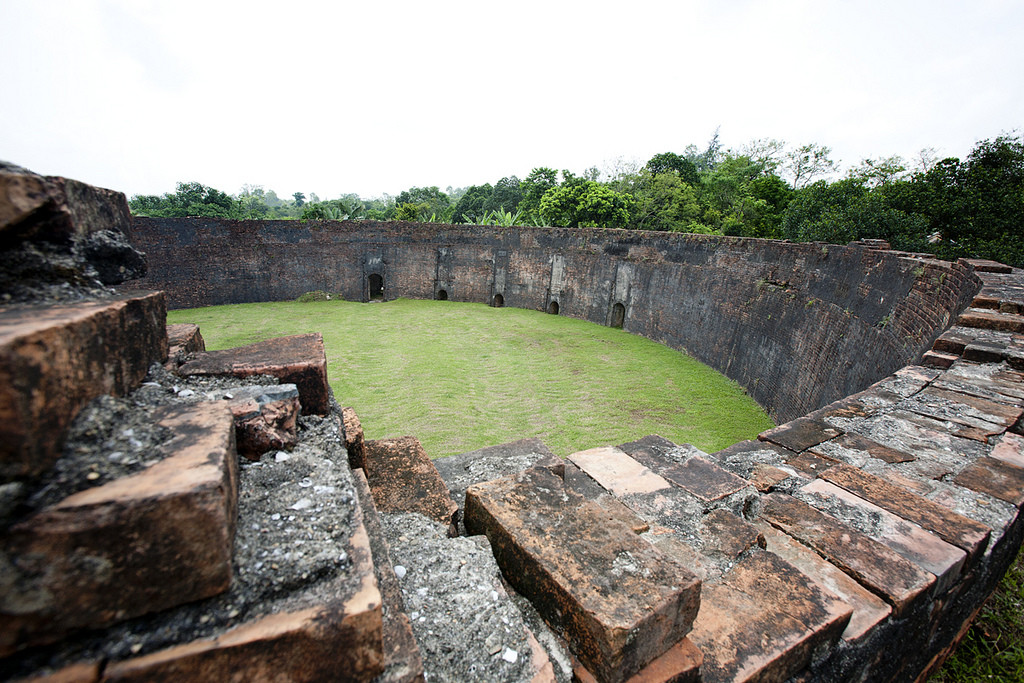 Тигровая арена (Hổ Quyền) в Хюэ – фотографии Вьетнама