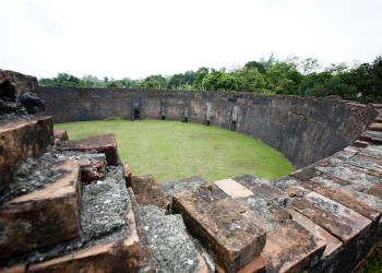 Тигровая арена (Hổ Quyền) в Хюэ – фотографии Вьетнама