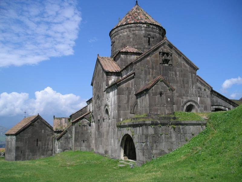 Стены древнего монастыря Ахпат (Haghpat Monastery) в Армении – фотографии Армении