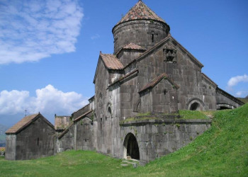 Стены древнего монастыря Ахпат (Haghpat Monastery) в Армении – фотографии Армении