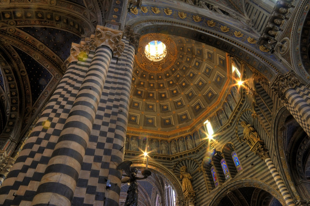 Кафедральный Сиенский собор в Тоскане, Италия – фотографии Италии