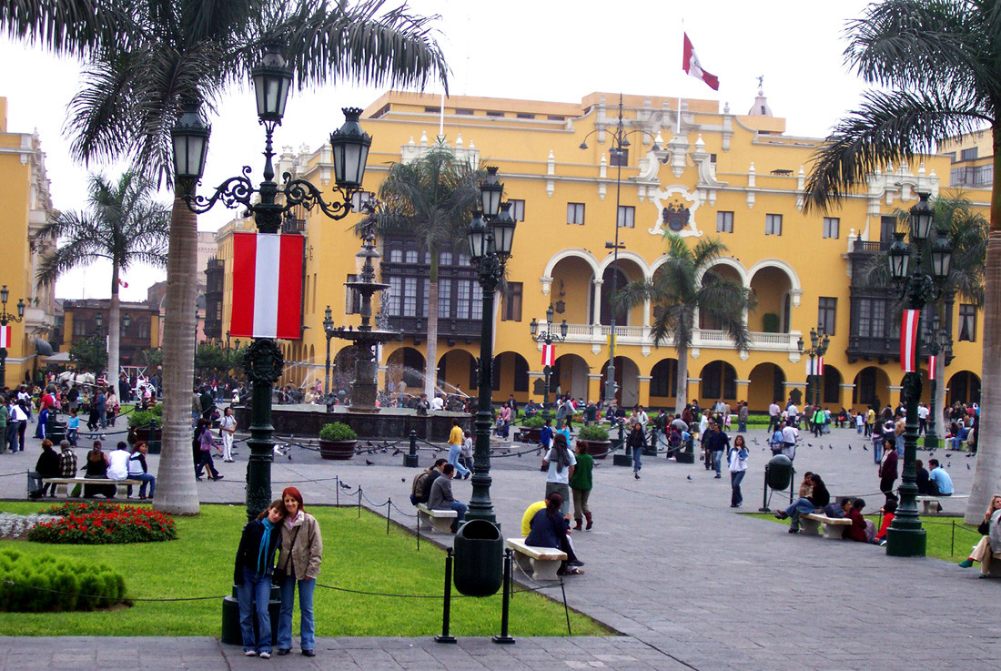 Муниципальный дворец в Лиме – фотографии Перу