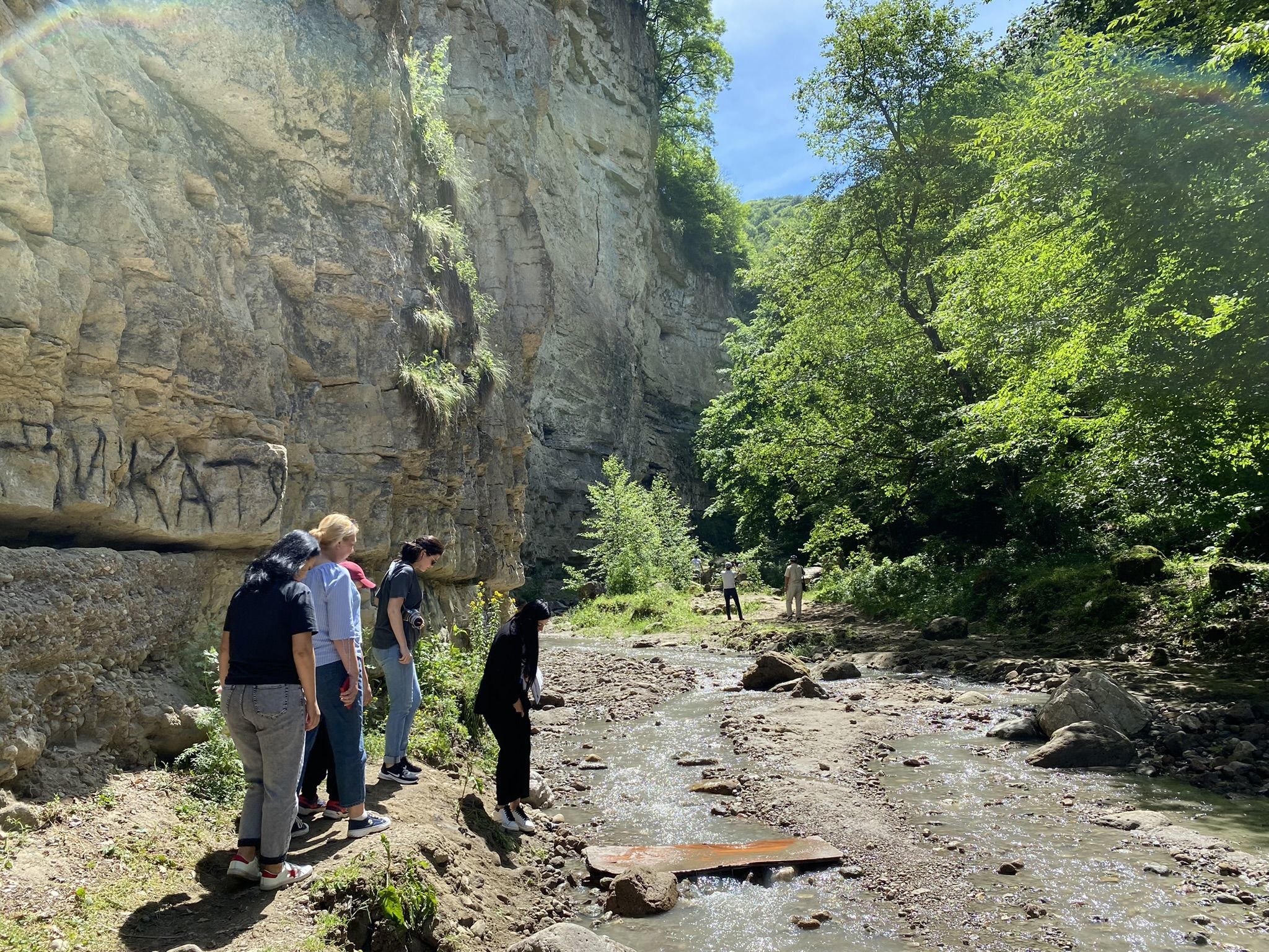 Малый Чегемский водопад или Адай-Су, июнь 2022 – фотографии России