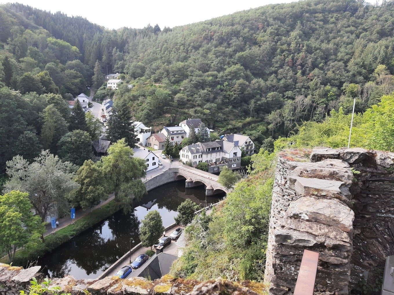 Эш-Зауэр (замок), Люксембург – фотографии Люксембурга