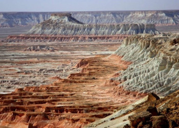 Природный каньон Янги-Кала (Yangy-kala), Туркменбашы, Туркменистан – фотографии Туркменистана