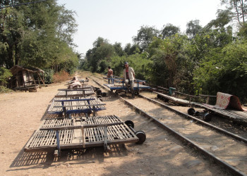 Бамбуковый поезд (Bamboo Train) – фотографии Камбоджи