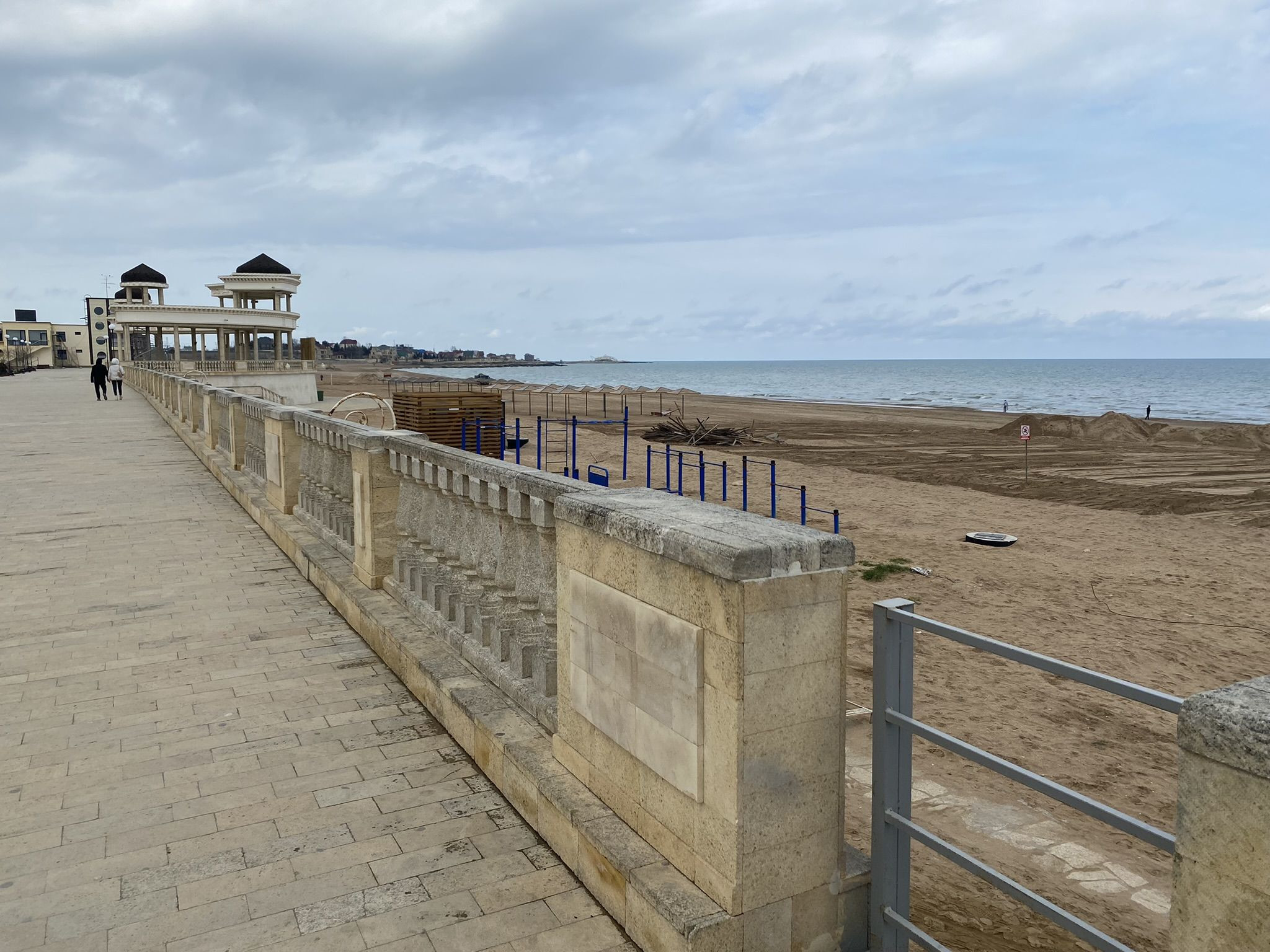 Набережная в Приморском парке, Дербент – фотографии России