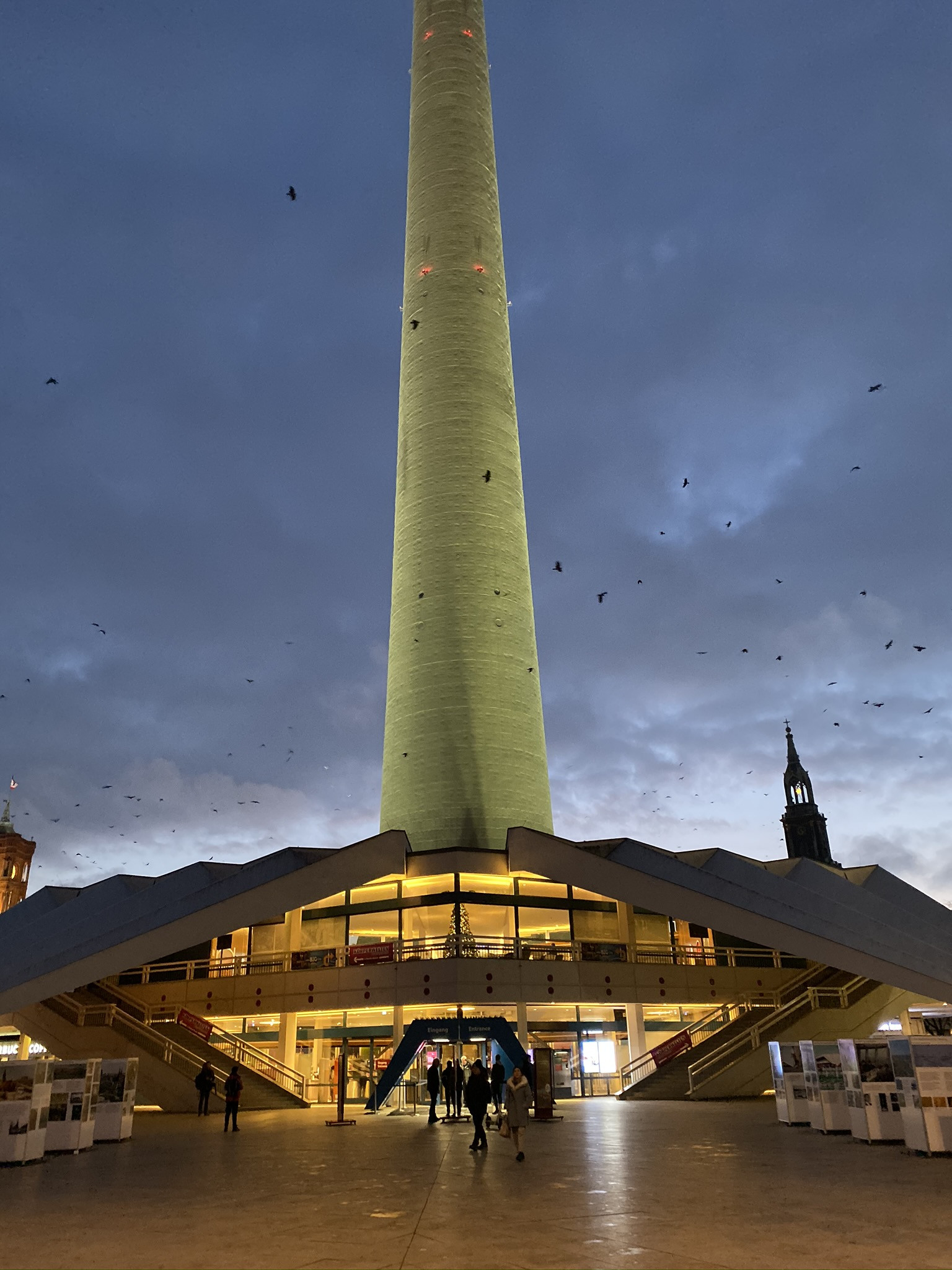 Берлинская Телебашня, Александерплац  – фотографии Германии