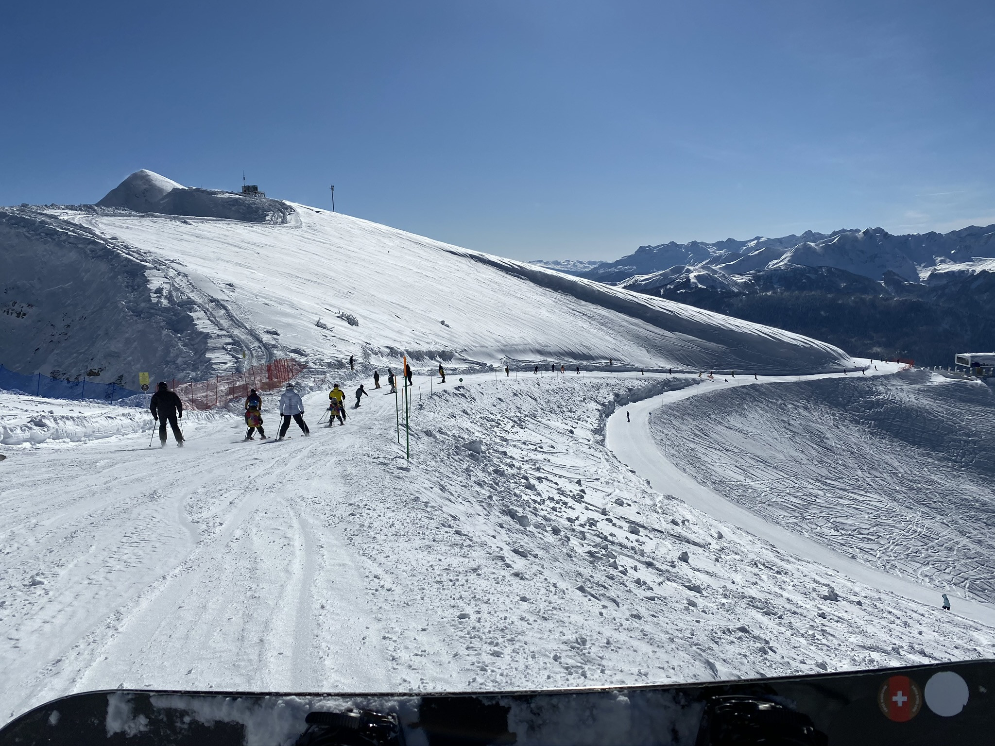Южный склон Розы Хутор в феврале – фотографии России