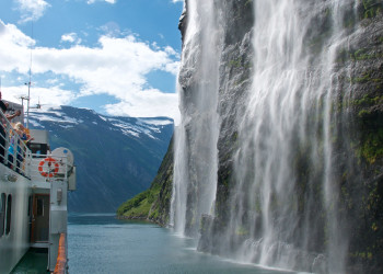 Водопады в Норвежских Фьордах – фотографии Норвегии