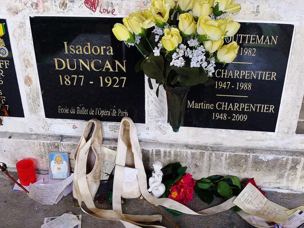 Кладбище Пер-Лашез (Pere Lachaise Cemetery) в Париже – фотографии Франции