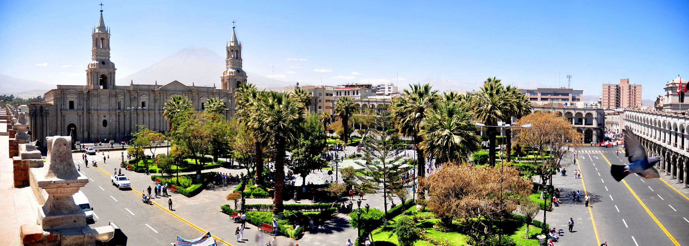 Пласа-де-Армас (Plaza de Armas) в Перу – фотографии Перу