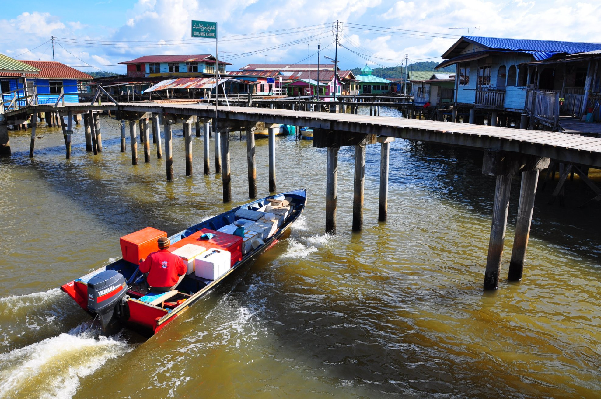 Деревня на воде Кампонг-Айер (Kampong Ayer) – фотографии Брунея