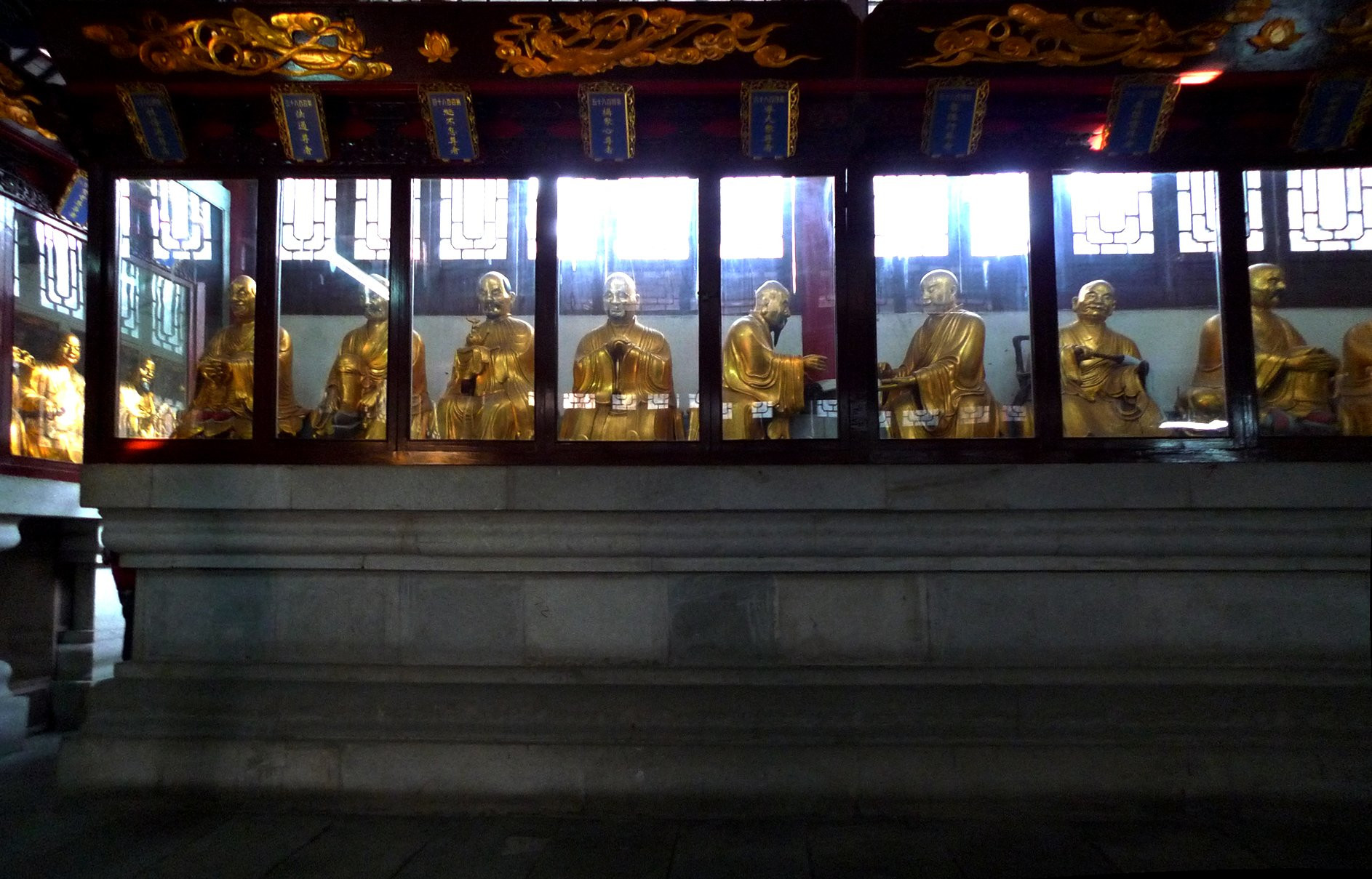 Храм Гуйюань (Guiyuan Temple) – фотографии Китая
