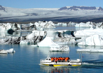 Ледниковая лагуна Йокульсарлон (Jökulsárlón) выглядит просто фантастически – фотографии Исландии