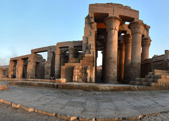 Храм в Ком-Омбо 2 – фотографии Египта