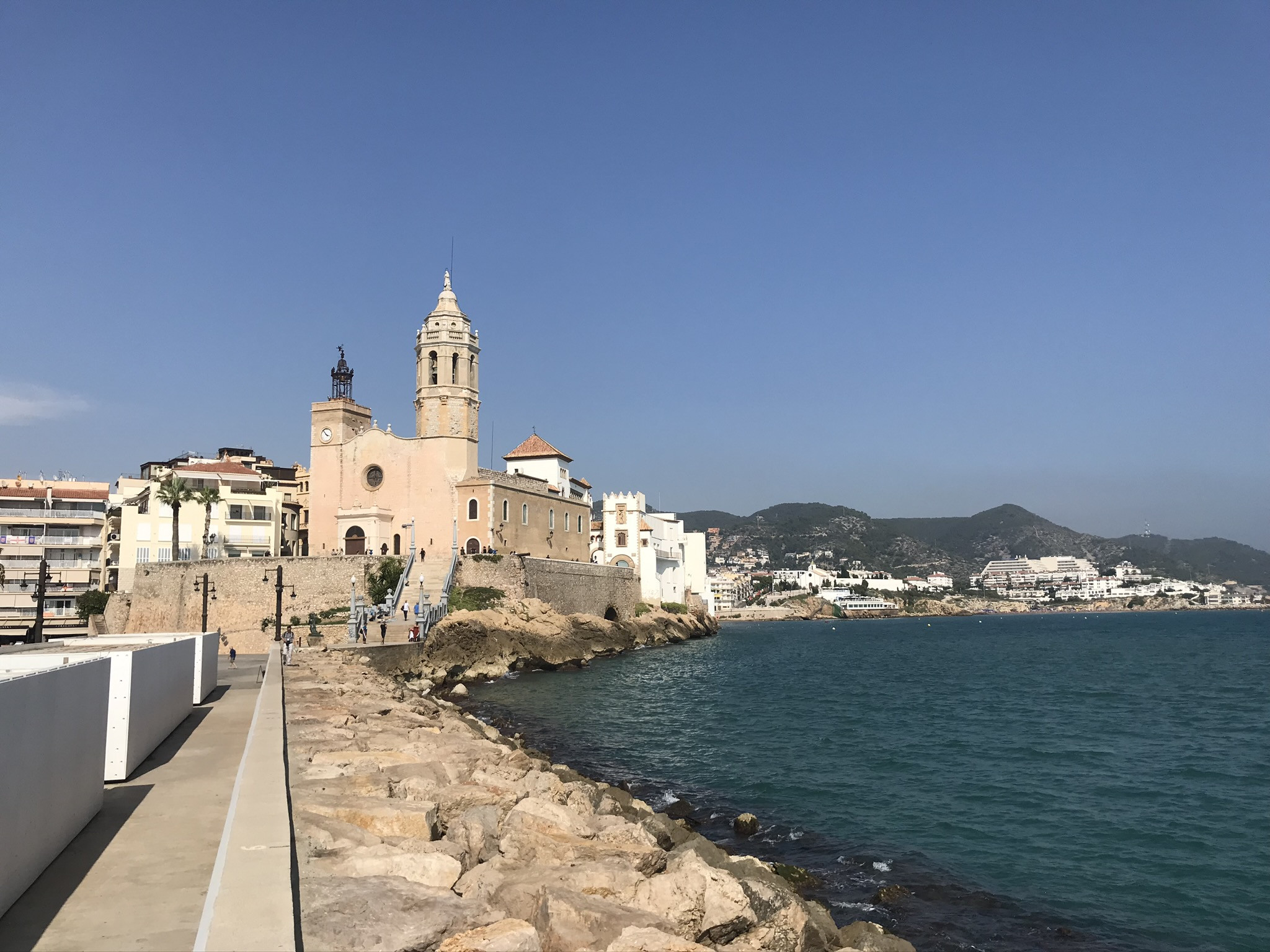 Церковь Parròquia de Sant Bartomeu i Santa Tecla в Ситжес – фотографии Испании