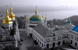 Необычный вид Киево-Печерской Лавры, Украина – фотографии Украины
