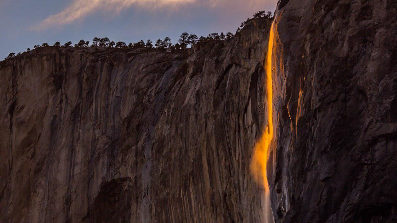 Водопад Лошадиный хвост, вечером – фотографии США