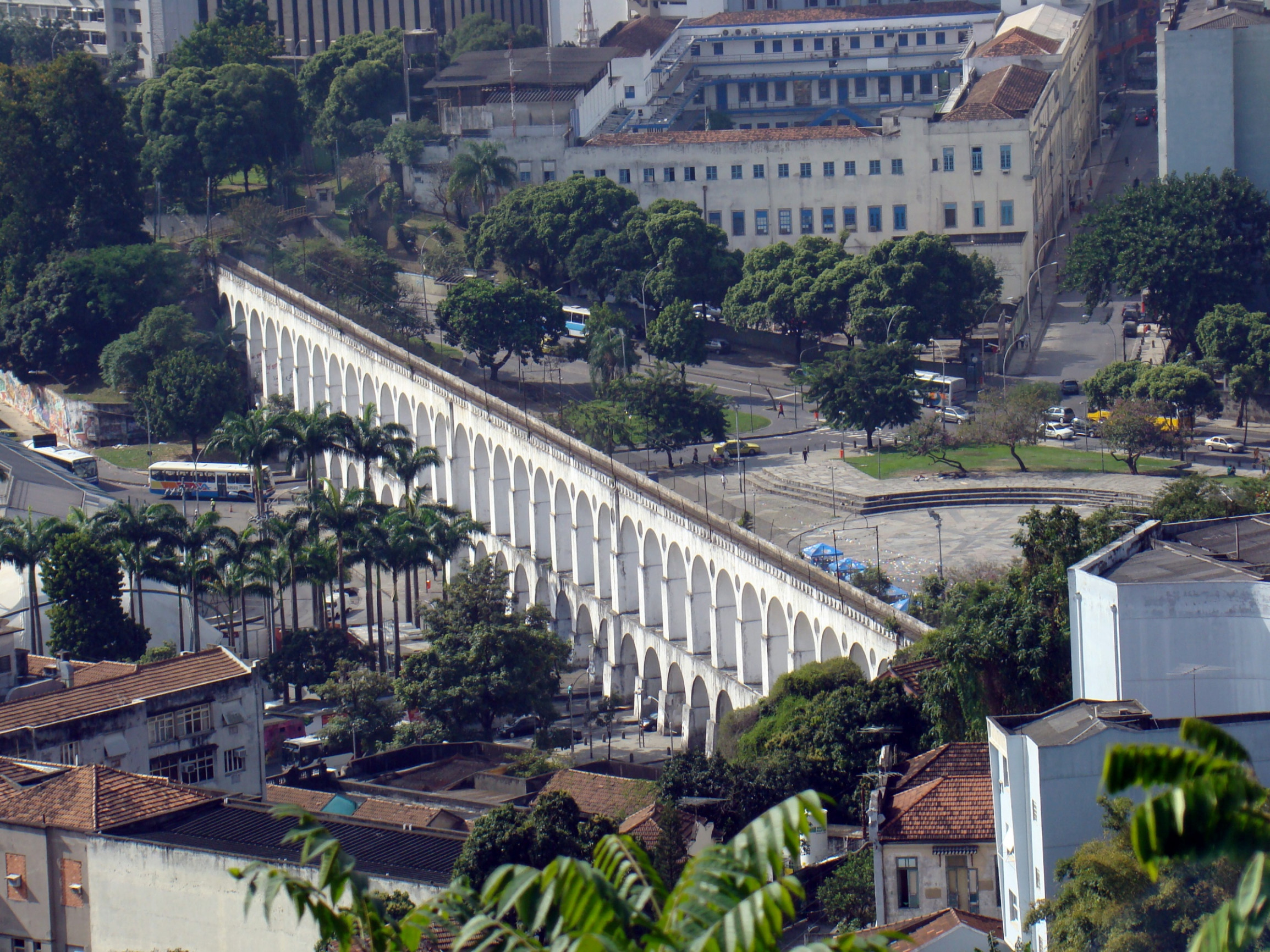 Акведук Кариока (Carioca Aqueduct) – фотографии Бразилии