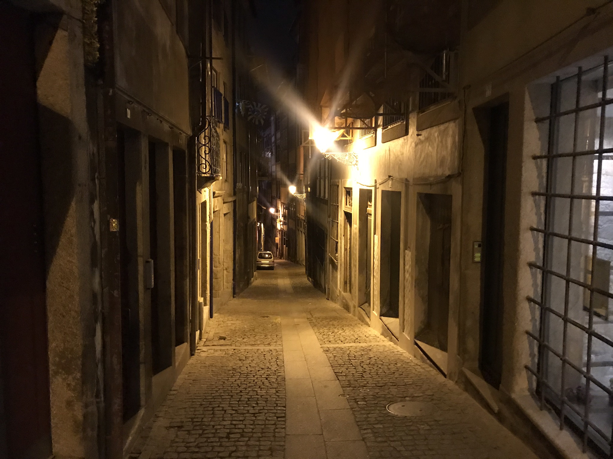 Вечерние улочки Порту – фотографии Португалии