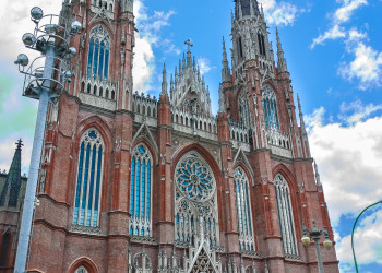 Готический собор. Ла Плата. Аргентина. – фотографии Аргентины