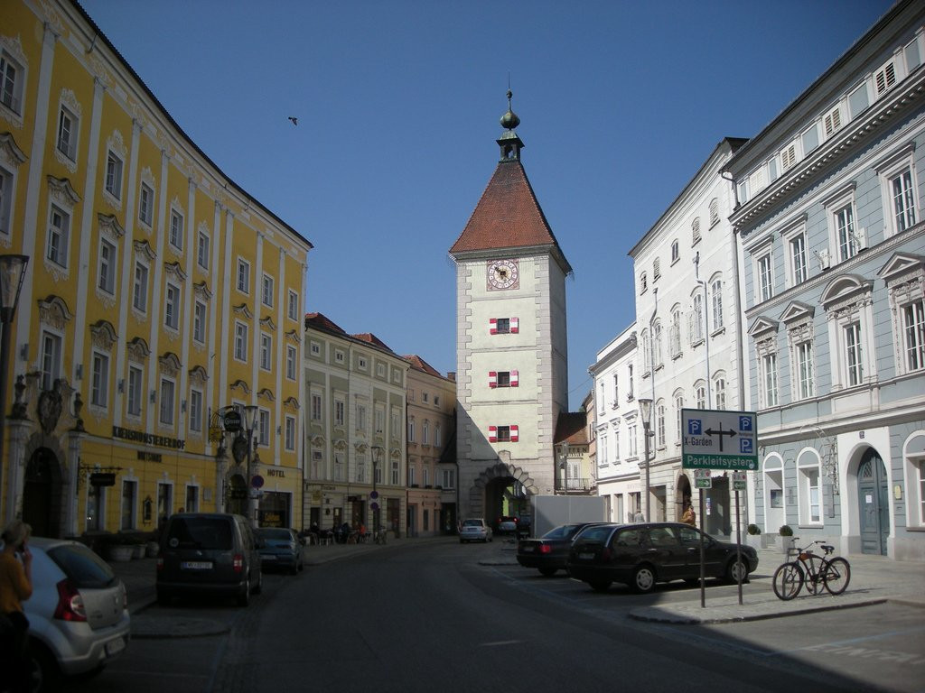 Городская площадь. Вельс. Австрия. – фотографии Австрии
