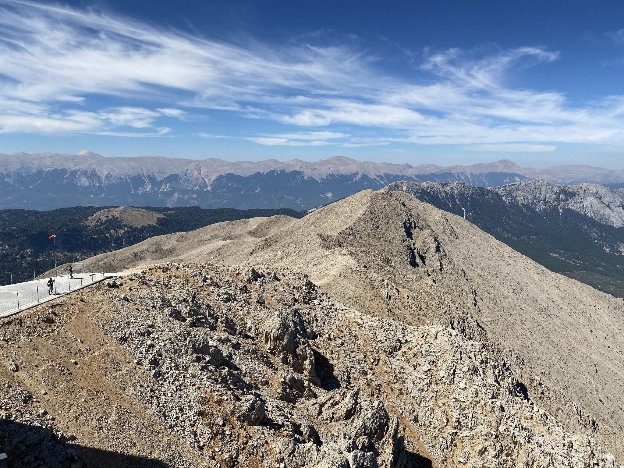 Гора Олимпос в Турции в районе Кемера, вершина канатной дороги – фотографии Турции