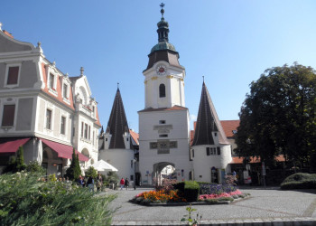 Ворота Штайнер-Тор (Steiner Tor) в Кремс-ан-дер-Донау – фотографии Австрии
