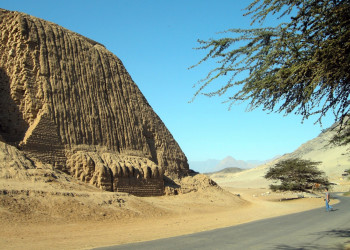 Храм Солнца (Huaca del Sol) в окрестностях Трухильо – фотографии Перу