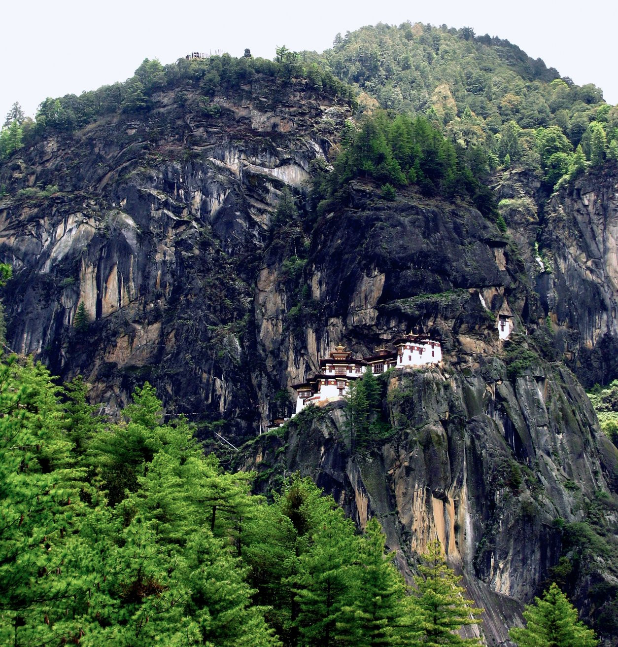 Монастырь Таксанг-лакханг (Taktsang Lhakhang) в Паро, Бутан – фотографии Бутана