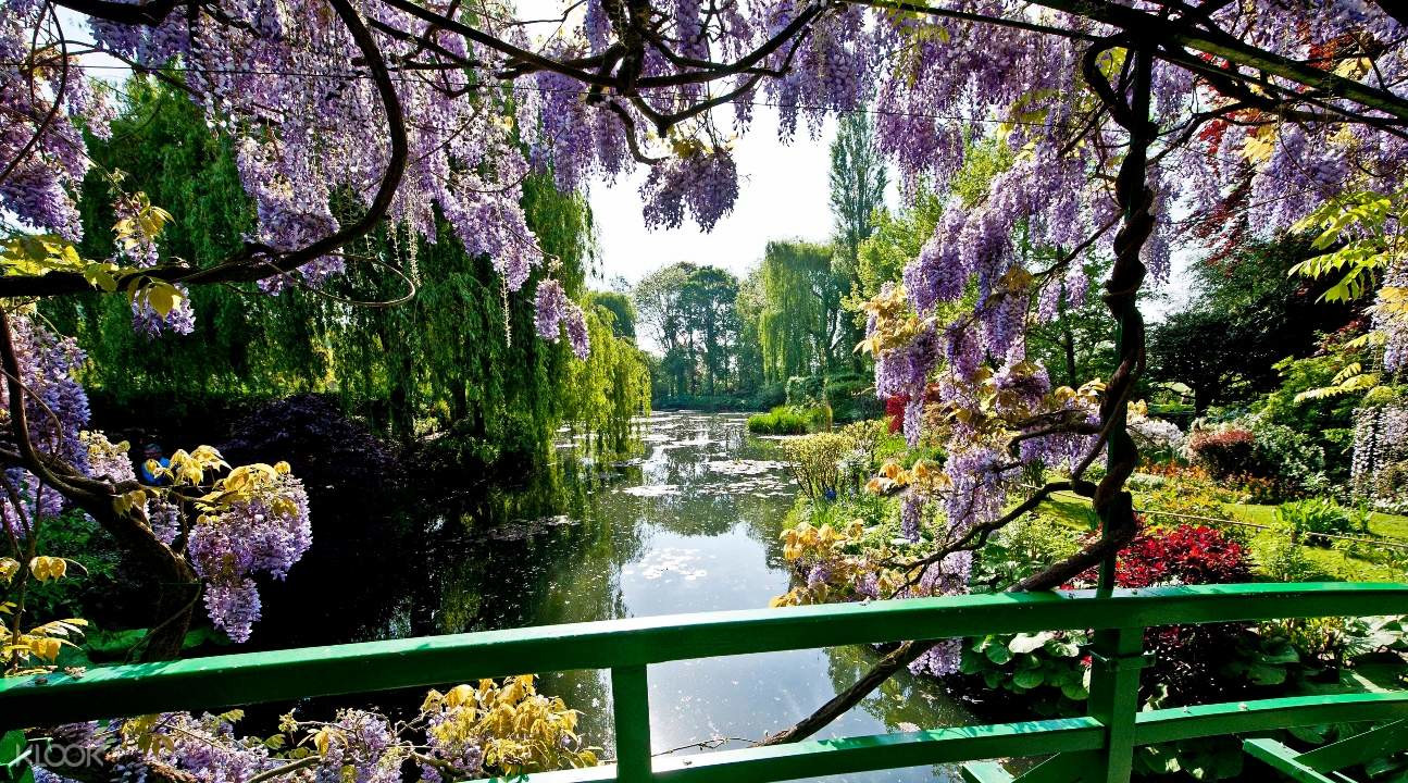 Живописный сад Клода Моне, Живерни, Франция – фотографии Франции