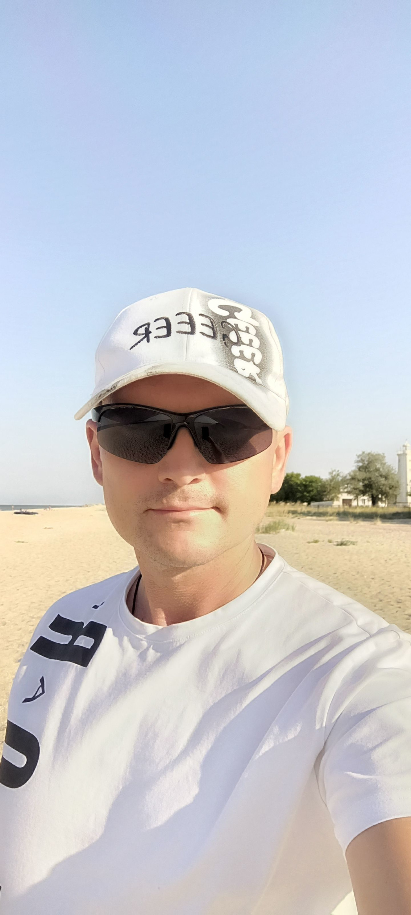 На пляже – фотографии